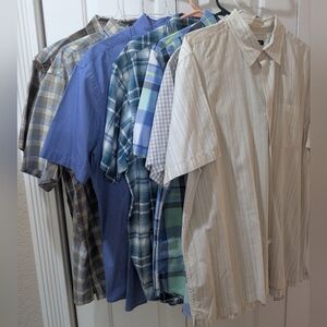 Bundle Of 7 Men's Assorted Plaid and Solid Shirts